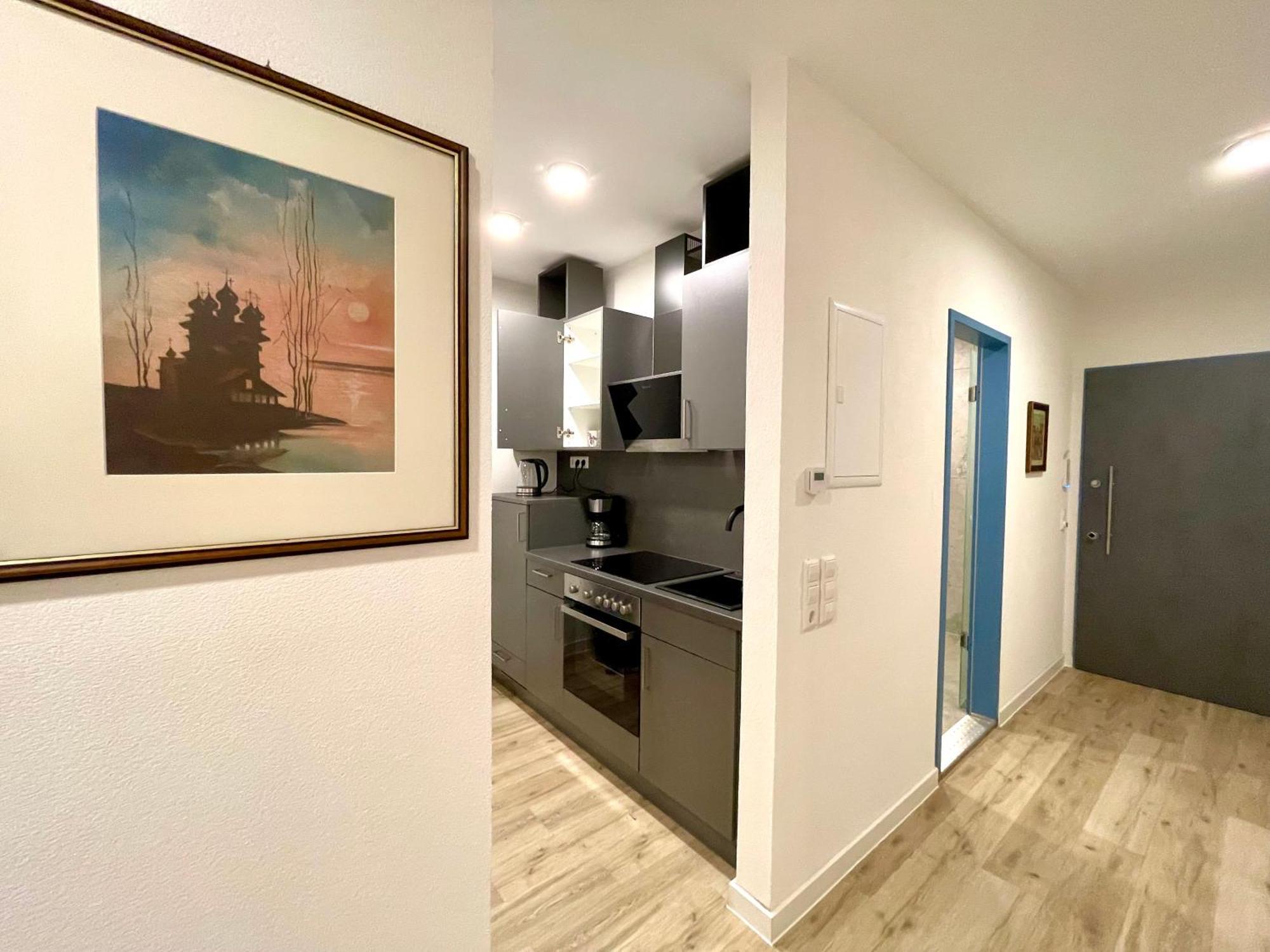 Neu Grosse Einzimmerwohnung Im Zentrum Goldstadt Pforzheim Schloessle Bagian luar foto